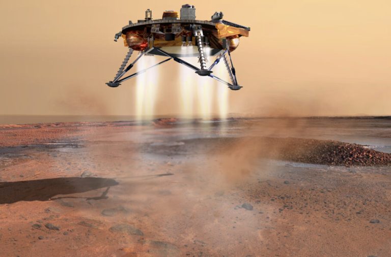 امروز در فضا: کاوشگر فینیکس به مریخ پرتاب شد