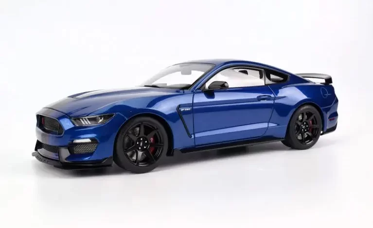 بررسی ماکت فورد موستانگ شلبی GT350R ساخت اتوآرت