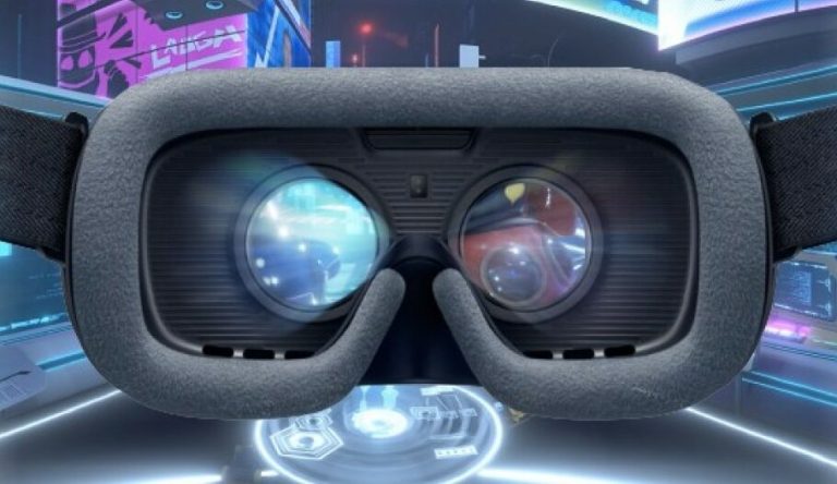 بهبود نمایشگر هدست‌های VR؛ محققان پنلی از ترکیب میله‌های کوانتومی و DNA می‌سازند