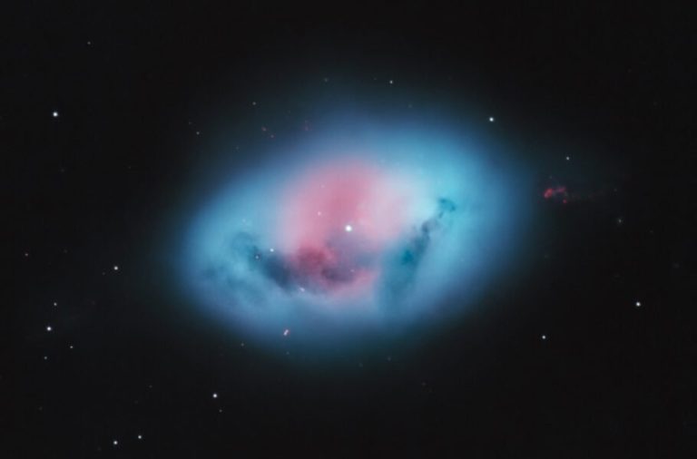 تصویر روز ناسا: NGC 1360 یا سحابی «تخم رابین»