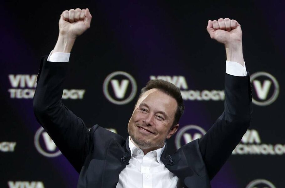 رفتار متناقض ایلان ماسک: مخالفت عمومی با توسعه هوش مصنوعی هم‌زمان با تأسیس شرکت xAI