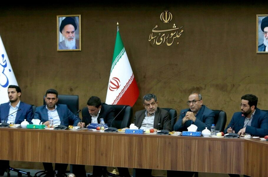 فراکسیون هوش مصنوعی: اولویت ما باید توسعه هوش مصنوعی و پلتفرم‌های بومی مبتنی بر آن باشد