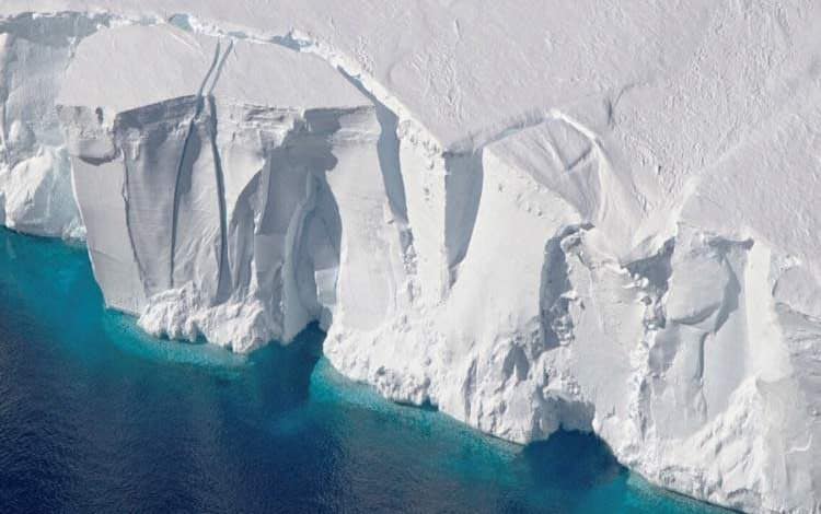 قطعه یخی به اندازه کشور آرژانتین از قطب جنوب جدا شده است