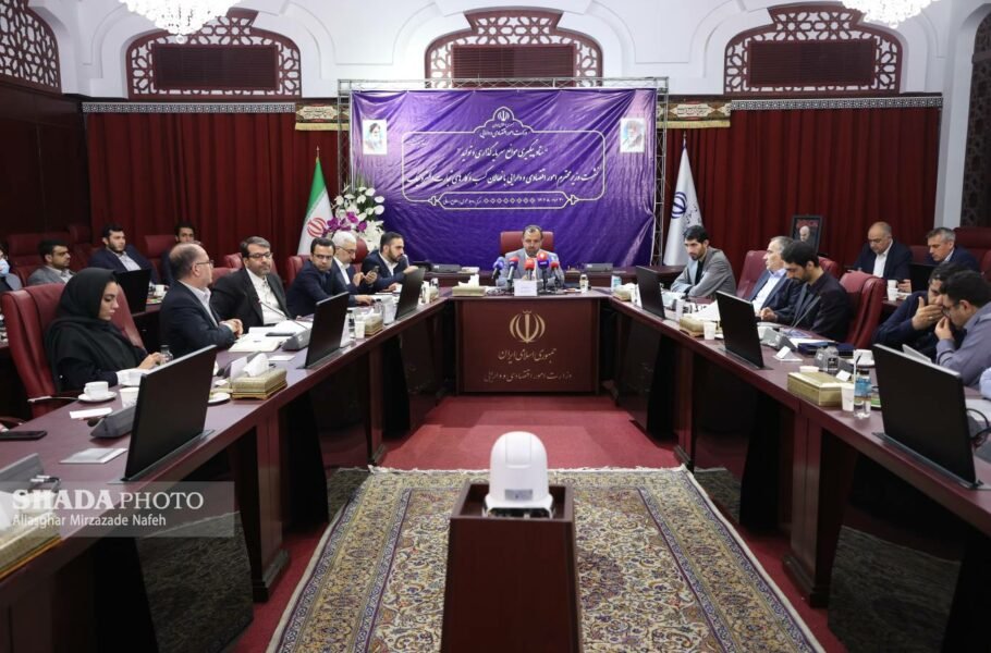 مدیران اکوسیستم استارتاپی چه انتقاداتی را با وزیر اقتصاد مطرح کردند؟