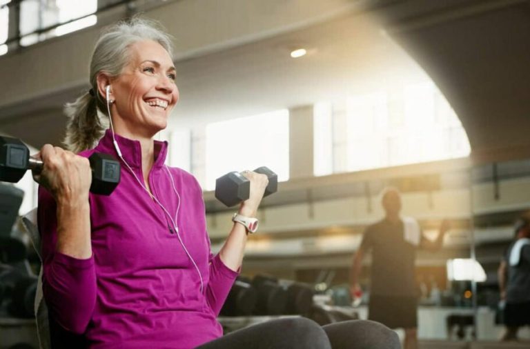 پژوهشگران: وزنه بزنید تا پوست بهتری داشته باشید