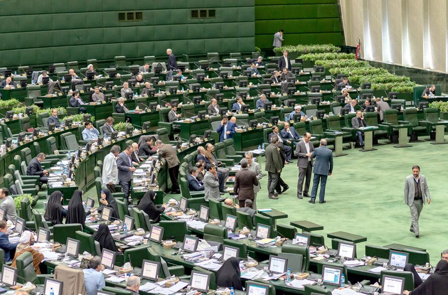 کارشناسان درباره مصوبه کمیسیون تلفیق: به جای تغییر مسئول فیلترینگ، ساختار را عوض کنید