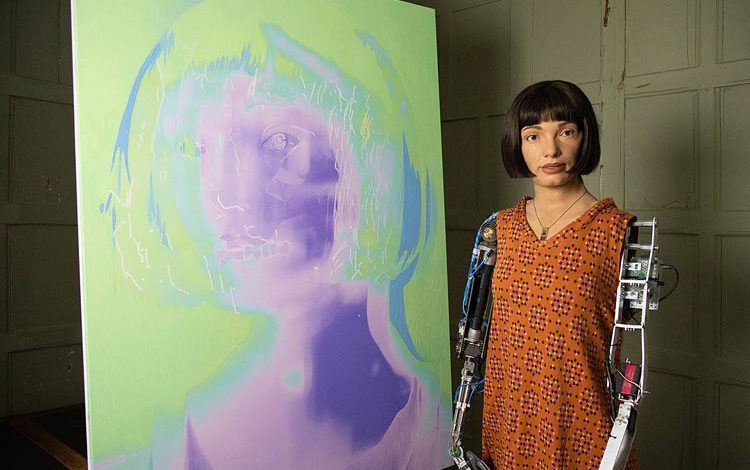 Ai-Da، نخستین ربات انسان‌نمای جهان و خالق آثار هنری زیبا + ویدئو