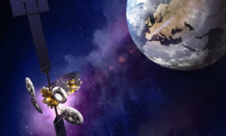 امروز در فضا: موشک آریان ۵ بزرگ‌ترین ماهواره یوتلست را پرتاب کرد