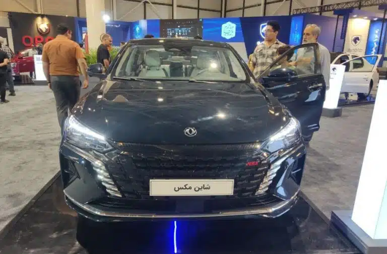 دانگ فنگ شاین مکس در نمایشگاه خودرو مشهد حاضر شد + عکس