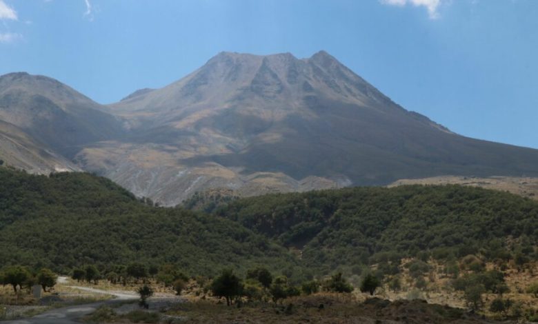 منبع غافلگیرکننده آتشفشان‌های ترکیه در فاصله بیش از ۲٬۰۰۰ کیلومتری چیست؟