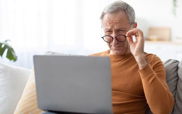 مشکلات بینایی یک هشدار اولیه برای بیماران آلزایمری است