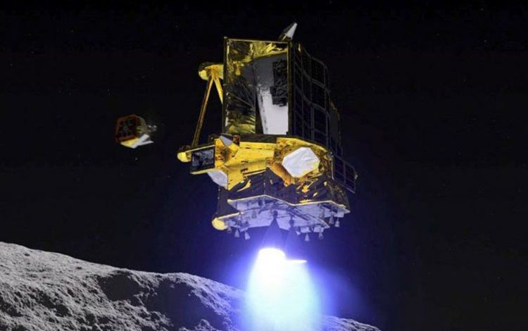کاوشگر ژاپن ماموریت خود را روی ماه از سر گرفت