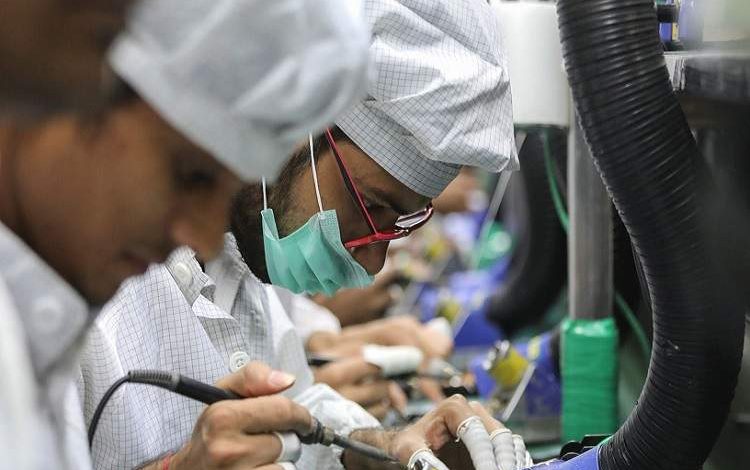 آیا هند از چین و ویتنام در رقابت بر سر صادرات گوشی‌های هوشمند شکست می‌خورد؟