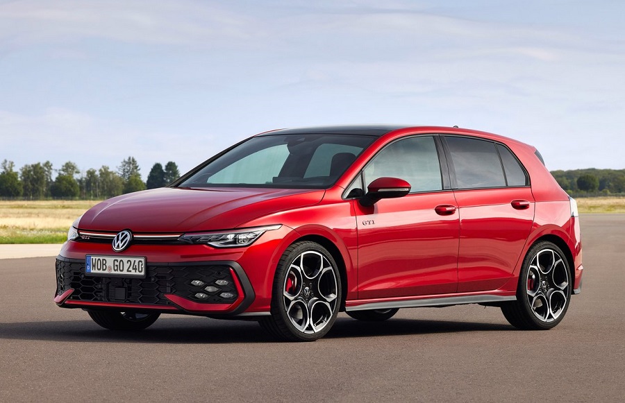 2024 VW Golf Unveiled: Enhanced Performance, New Controls, and Extended PHEV Range - ArabGT