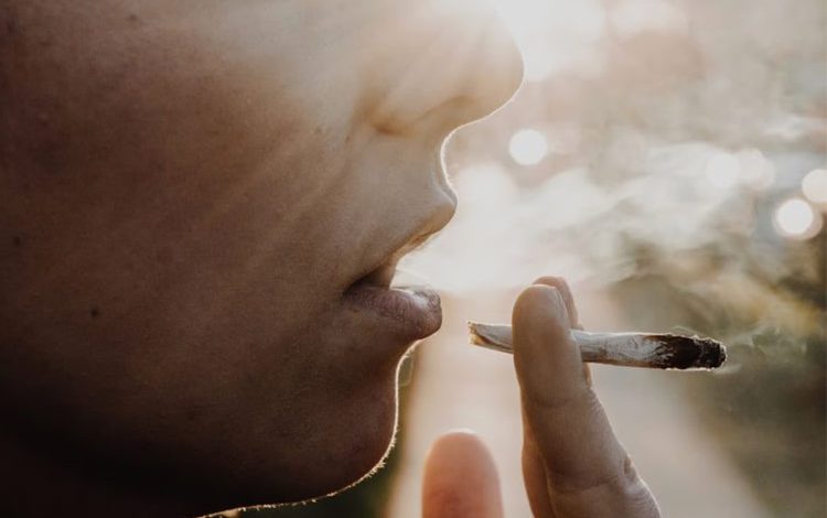 خطر بالای ابتلا به روان‌پریشی در نوجوانان مصرف کننده ماریجوانا