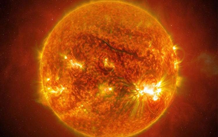 کشف راز ۴۰۰ ساله درباره میدان مغناطیسی خورشید