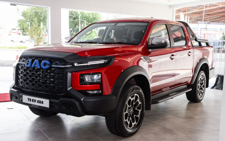 جک T9 برقی؛ ورود قدرتمند به دنیای پیکاپ‌های الکتریکی