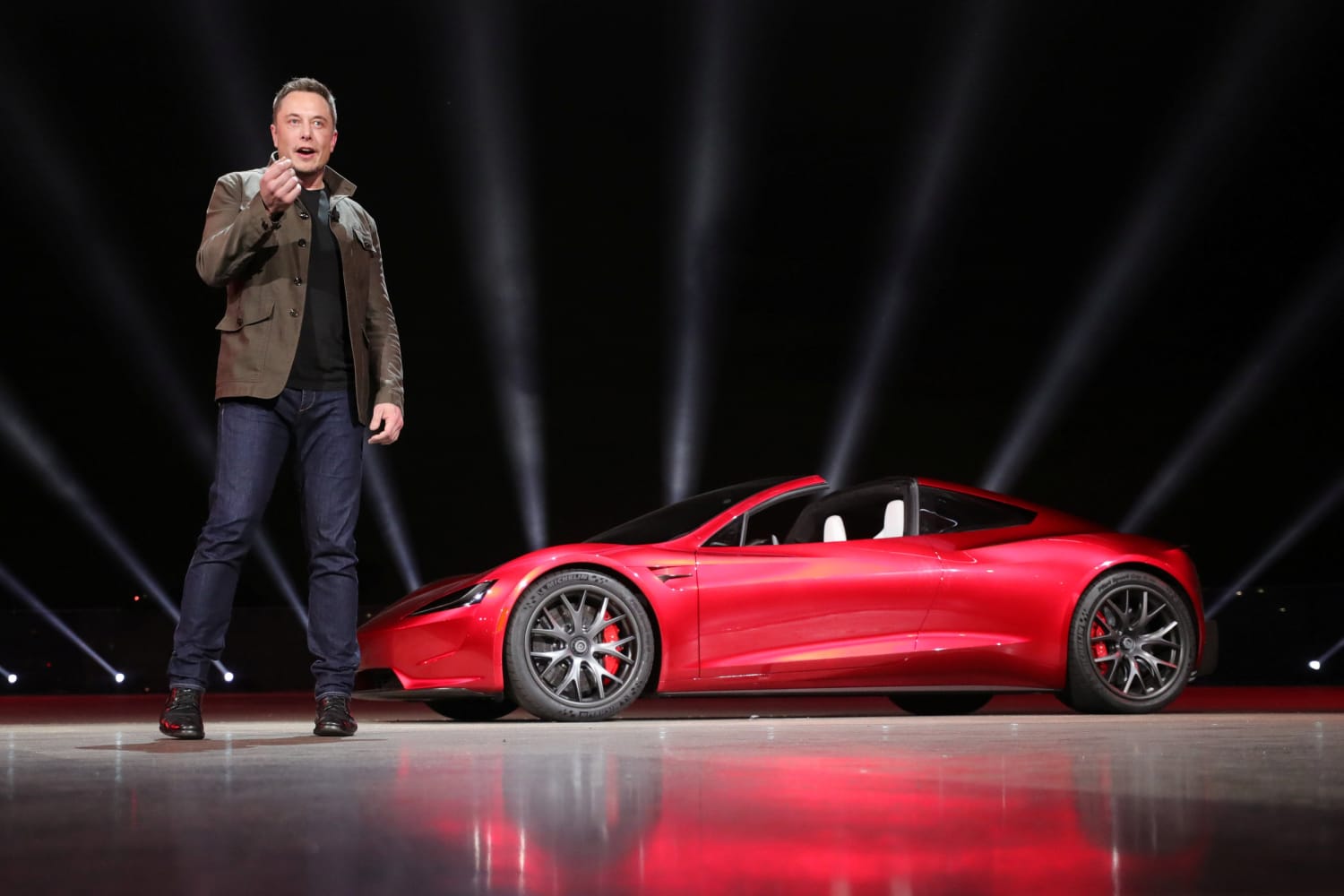 New Tesla Roadster upstages rollout of electric big-rig truck