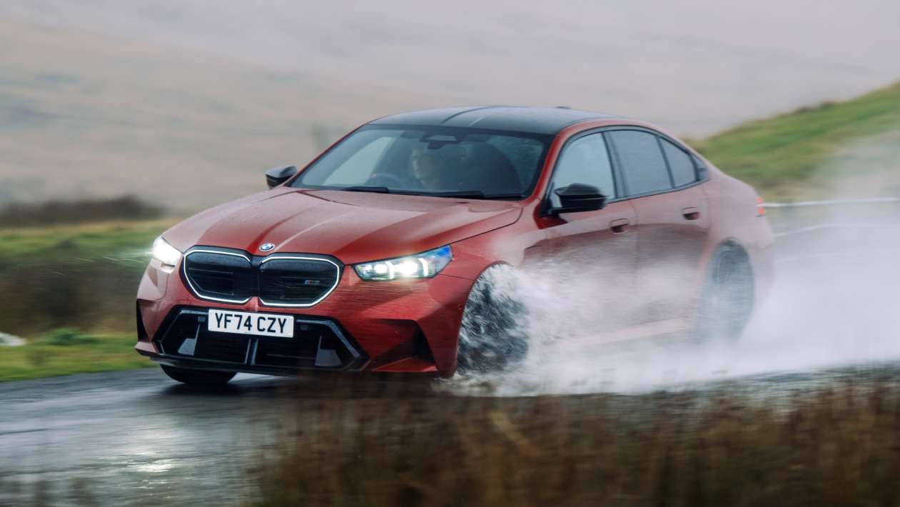 بهترین خودروهای هیبرید برای رانندگی اسپرت؛ از بنز تا پورشه و کوروت