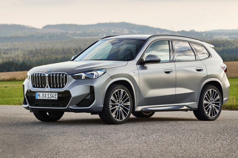 بی ام و iX1 پرشیا خودرو؛ مشخصات و قیمت شاسی بلند برقی وارداتی