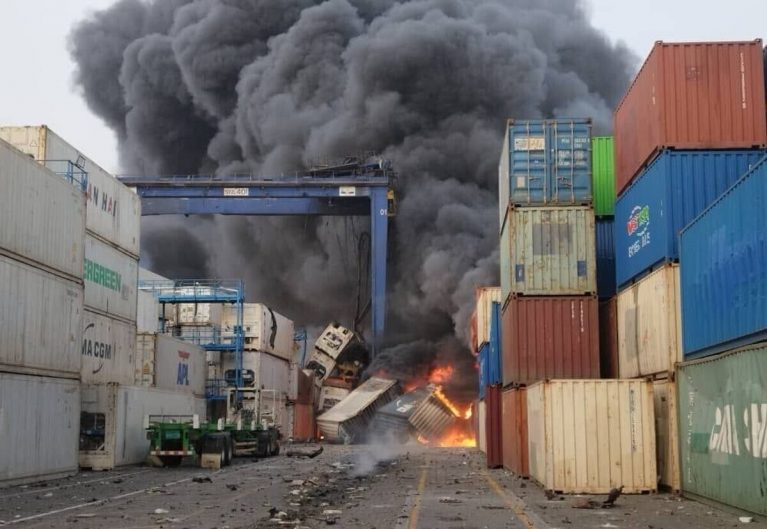 تاثیر حادثه در بندر شهید رجایی بندر عباس بر بازار خودرو!