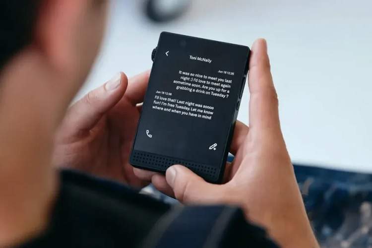 عرضه رسمی Light Phone III: گوشی مینیمالیستی بدون اینترنت و شبکه‌های اجتماعی