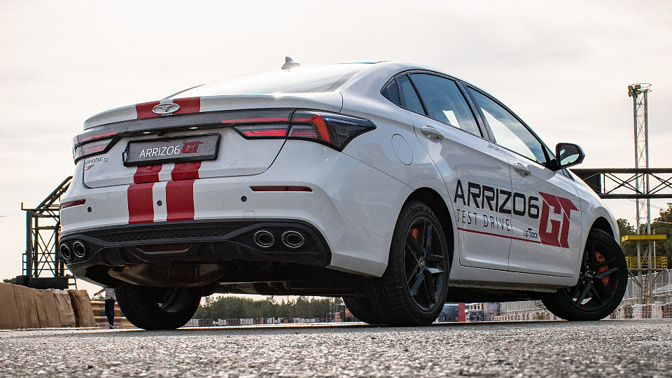 بررسی فونیکس آریزو 6 جی‌ تی (ARRIZO 6GT) | باما