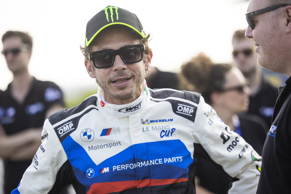 Rossi, een eerste overwinning met BMW ter voorbereiding op Le Mans 2024 | AutoHebdo