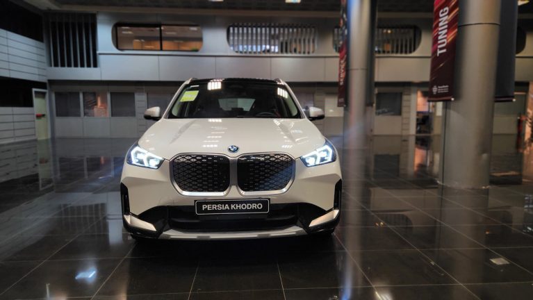 اعلام قیمت تکمیل وجه خودروی BMW iX1 مدل ۲۰۲۵ توسط پرشیا خودرو (گروه پرشیاموبیلیتی)