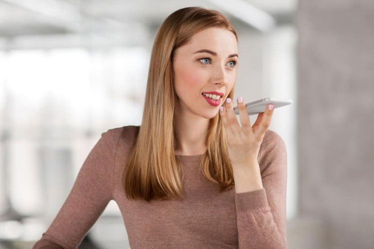 ویژگی جدید iOS 19 می‌تواند صدای شما را در یک دقیقه شبیه‌سازی کند