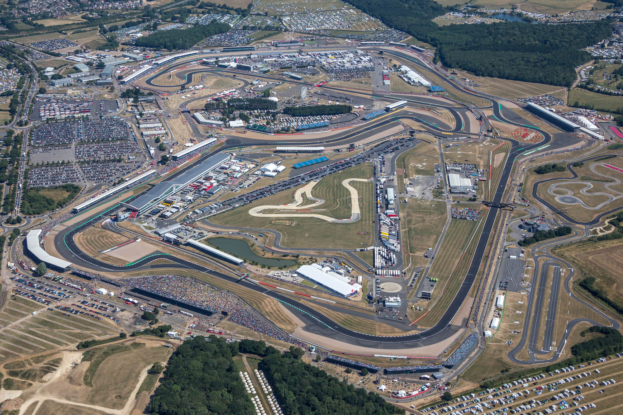 Silverstone track breakdown: F1's historic track makes drivers feel like jet pilots - The Athletic