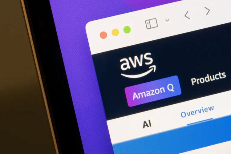 حمله سایبری به Amazon Q: چگونه یک هکر امنیت هوش مصنوعی آمازون را به چالش کشید؟