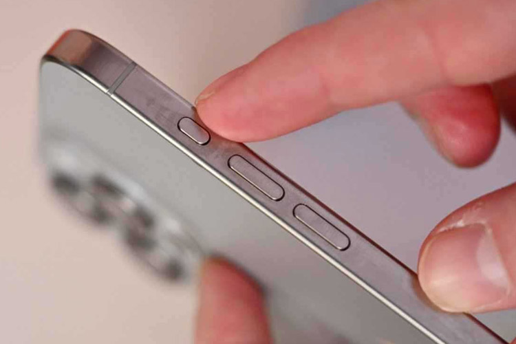 دکمه اکشن آیفون چیست و چگونه کار می‌کند؟ بررسی ۵ کاربرد هوشمندانه