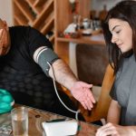 راهنمای اقدام فوری هنگام افزایش ناگهانی فشار خون (بر اساس نظر متخصص)