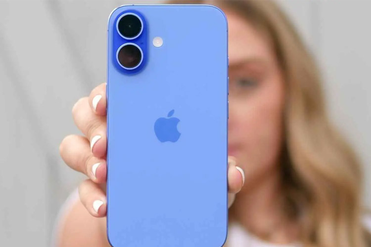 چرا تصحیح خودکار آیفون از کار افتاد؟ نقش پنهان هوش مصنوعی در خطاهای جدید اپل