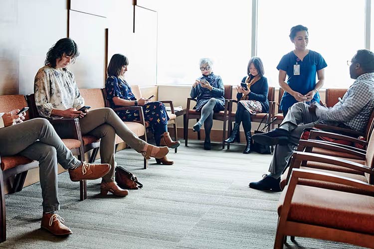 اضطراب اتاق انتظار ؛ مسئلهای غیرقابل کنترل