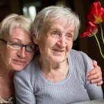 انجام کارهای داوطلبانه باعث کندی روند زوال عقل در سالمندان می‌شود