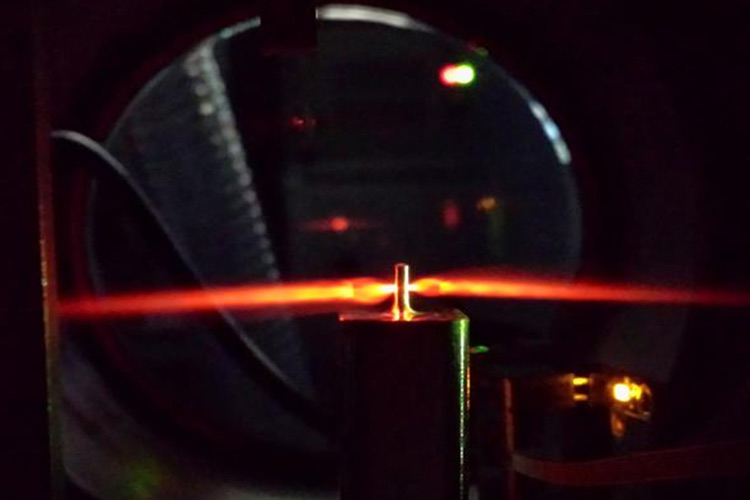 ثبت لحظههای کوانتومی: سریعترین دوربین جهان با پالس ۱۹٫۲ اتوثانیهای