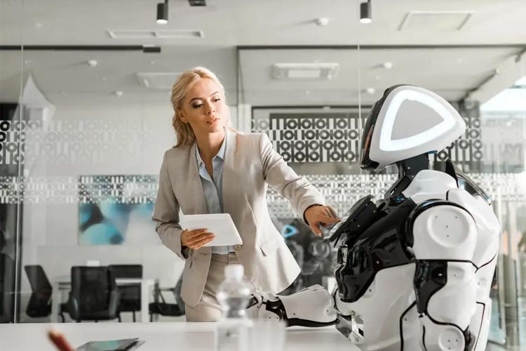 چه کسانی از بیشترین استفادهکنندههای عاملهای مصنوعی هستند؟