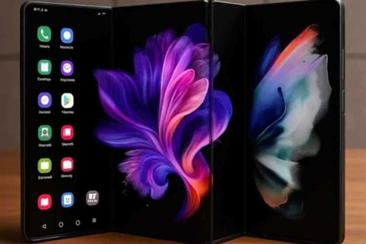 گلکسی Z TriFold با طراحی فوقباریک و نمایشگر ۶.۵ اینچی رونمایی شد