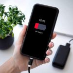 ۵ باور غلط صرفهجویی باتری که باید فراموششان کنید