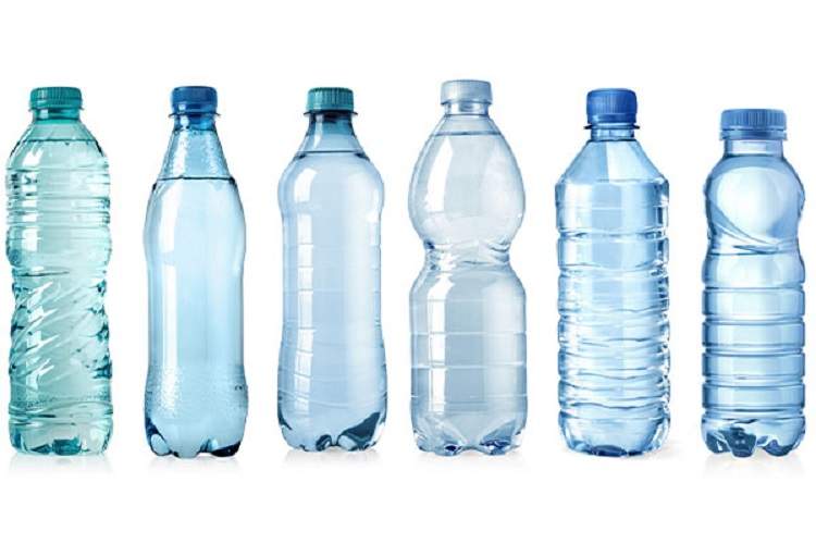 آلودگی میکروپلاستیکی آب درون بطری، مسئله ای نگران کننده