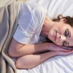 خواب بدون بالش: راهکاری ساده برای کاهش فشار چشم در بیماران گلوکوم